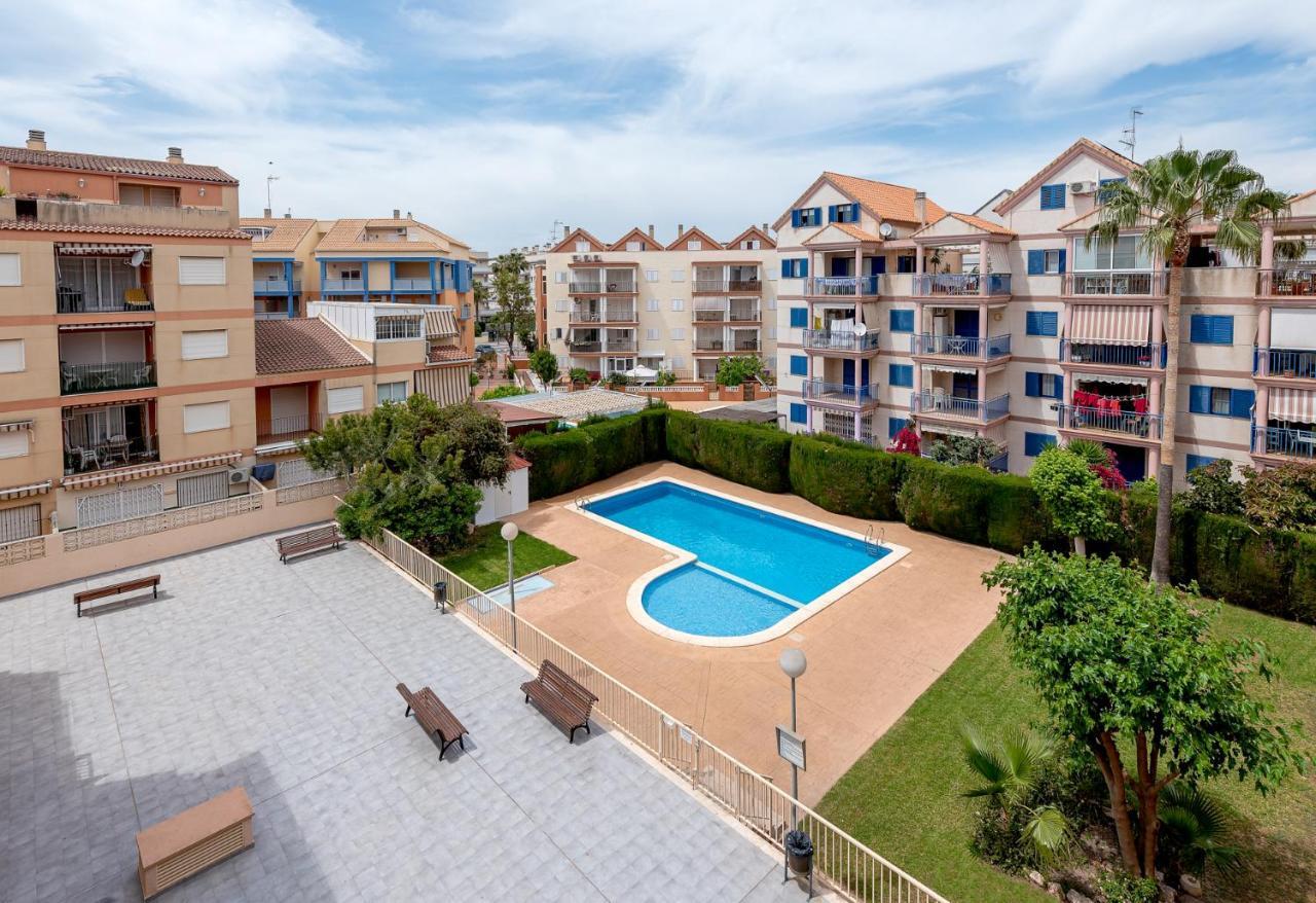Amplio Canet *